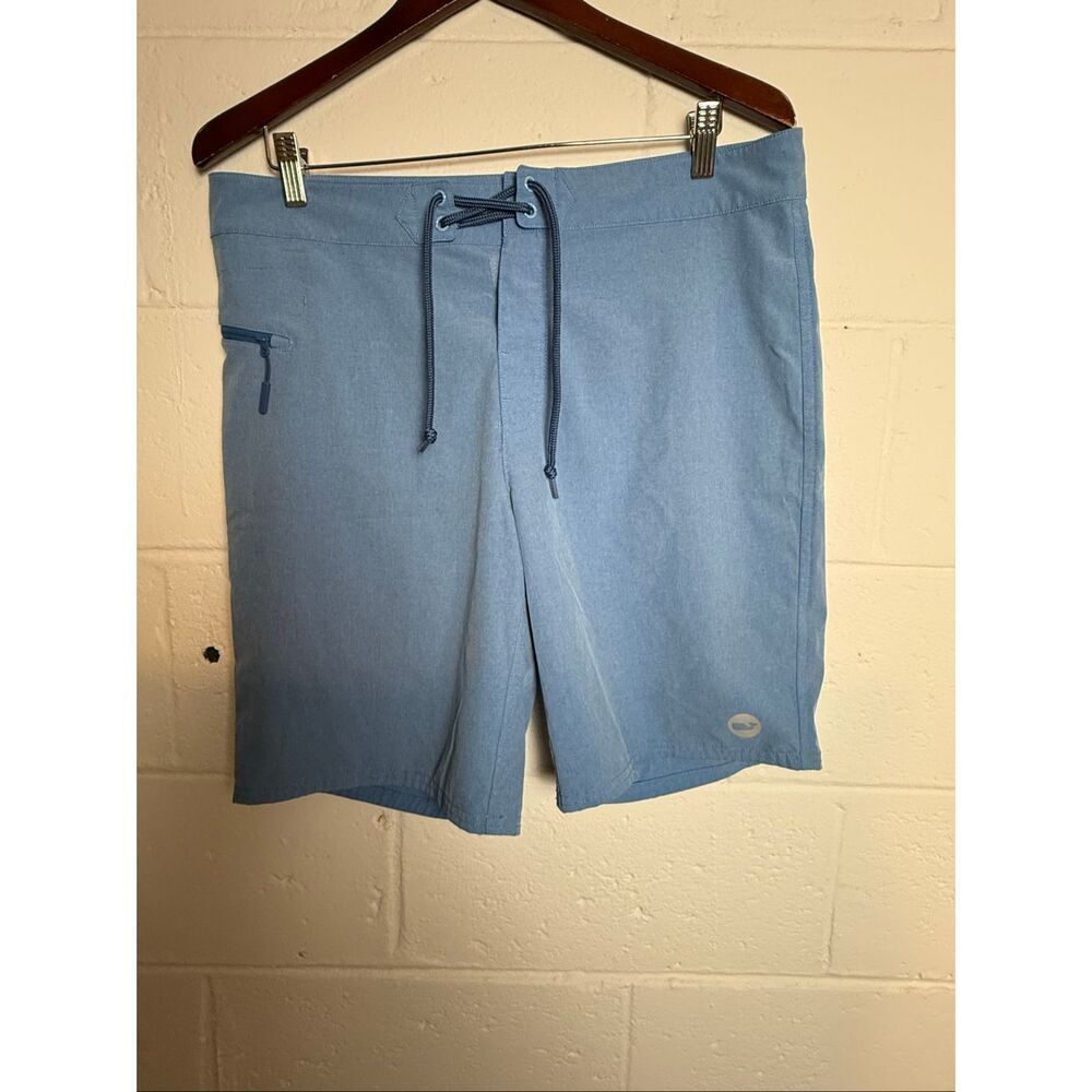 Vineyard Vines Men’s Heather Blue Performance Board Shorts Size 32 8” Inseam Coa